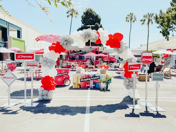 Traditional Balloon Arch
