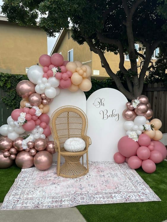 Vinyl Wording on Backdrop