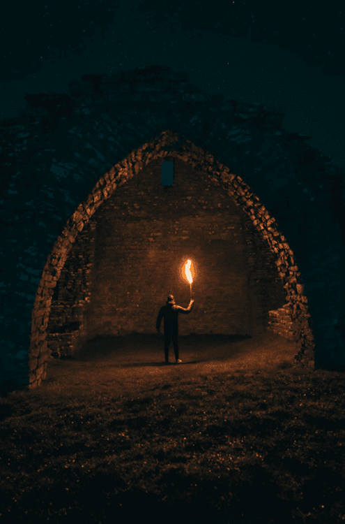 Story Teller