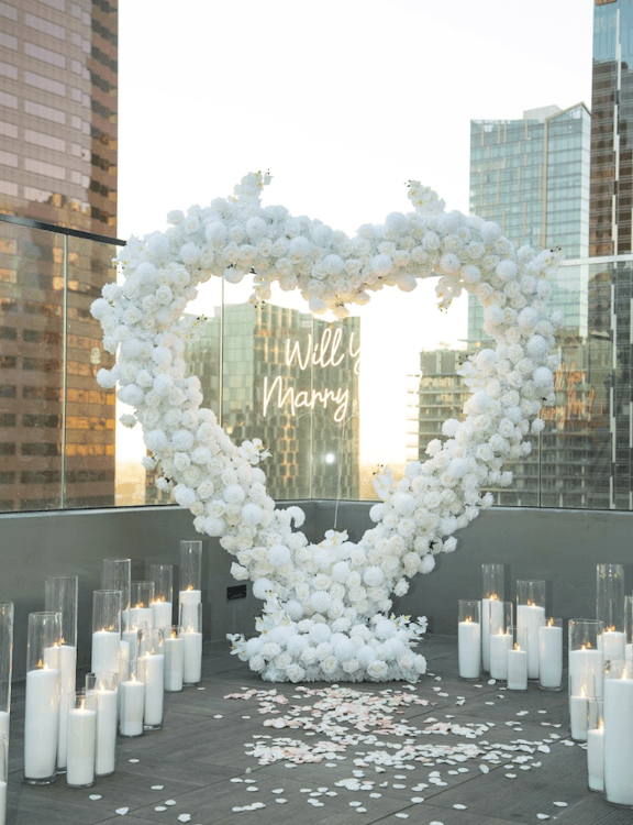 Add-on: Silk Rose Petals