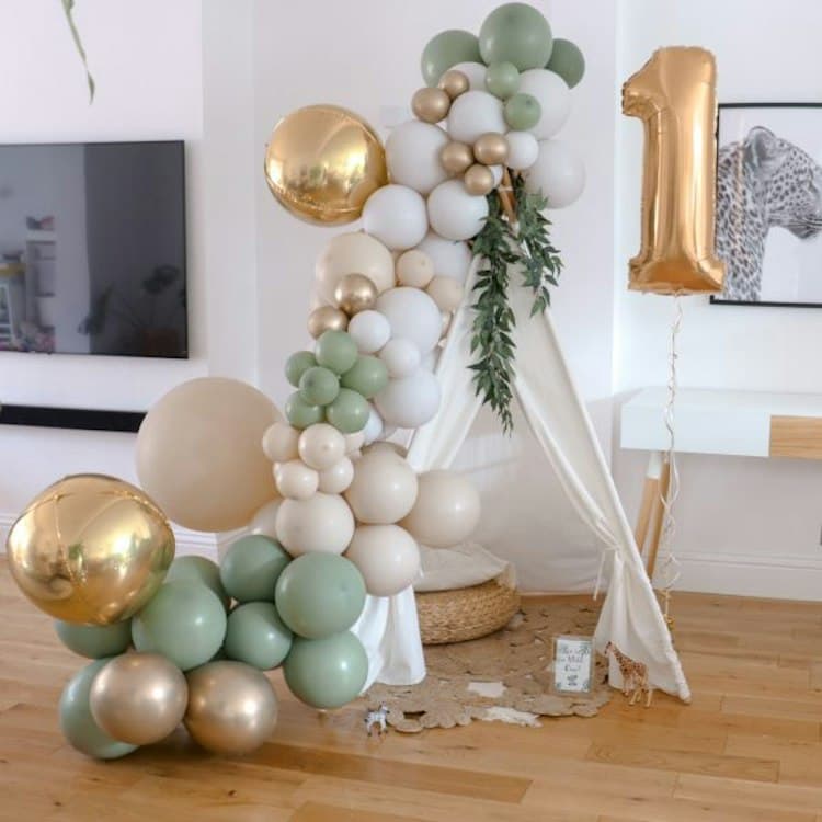 7FT Balloon Garland Against Teepee (3 Colors)