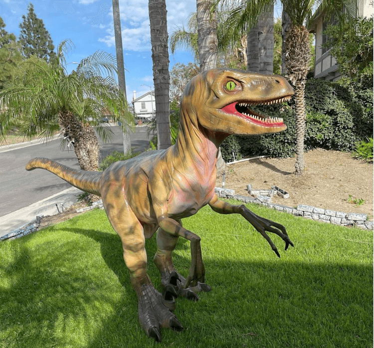 Deinonychus